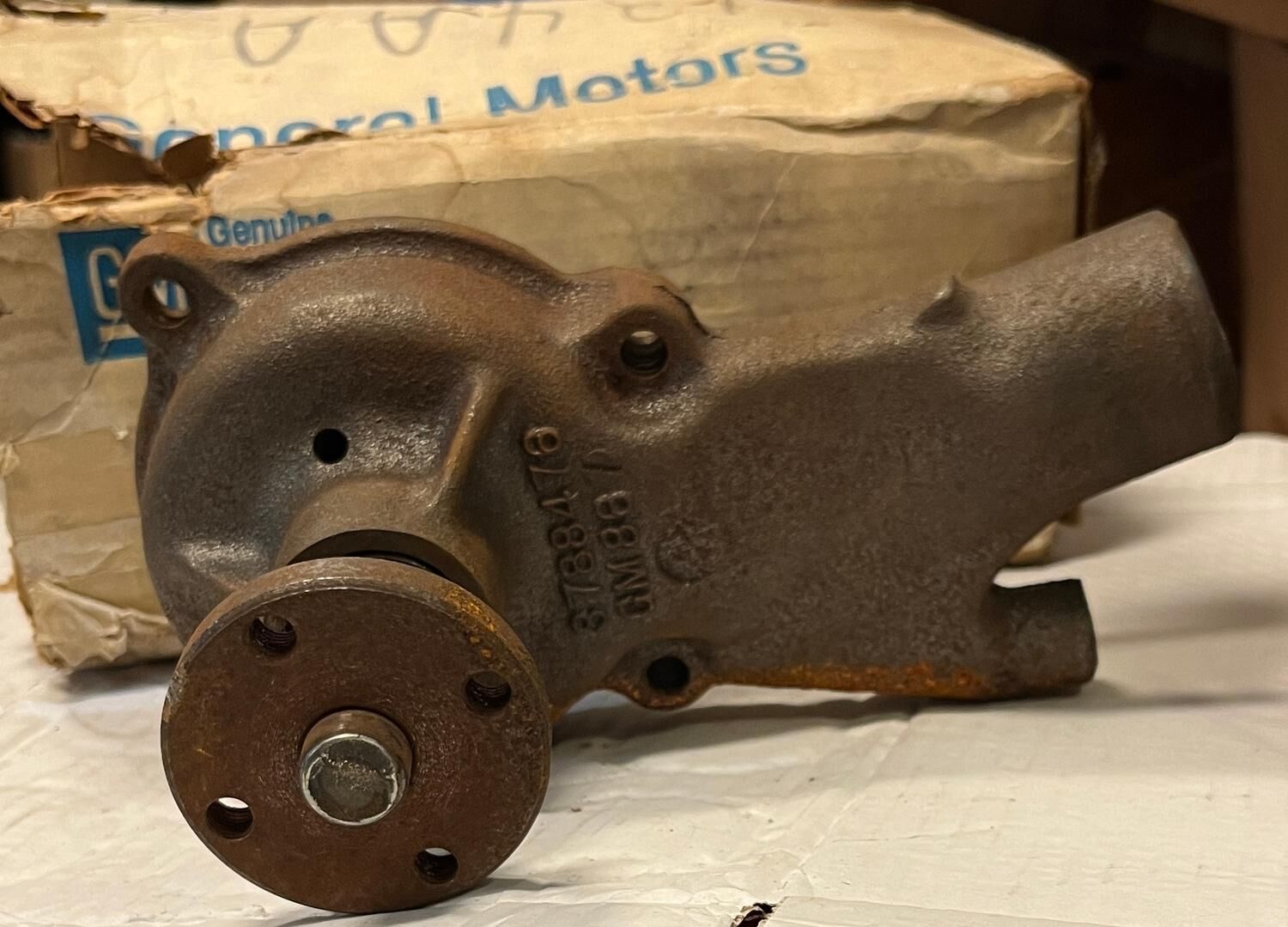 Vattenpump 230-250 GM & GMC 1962-74 , GM 3788476 - Bild 3