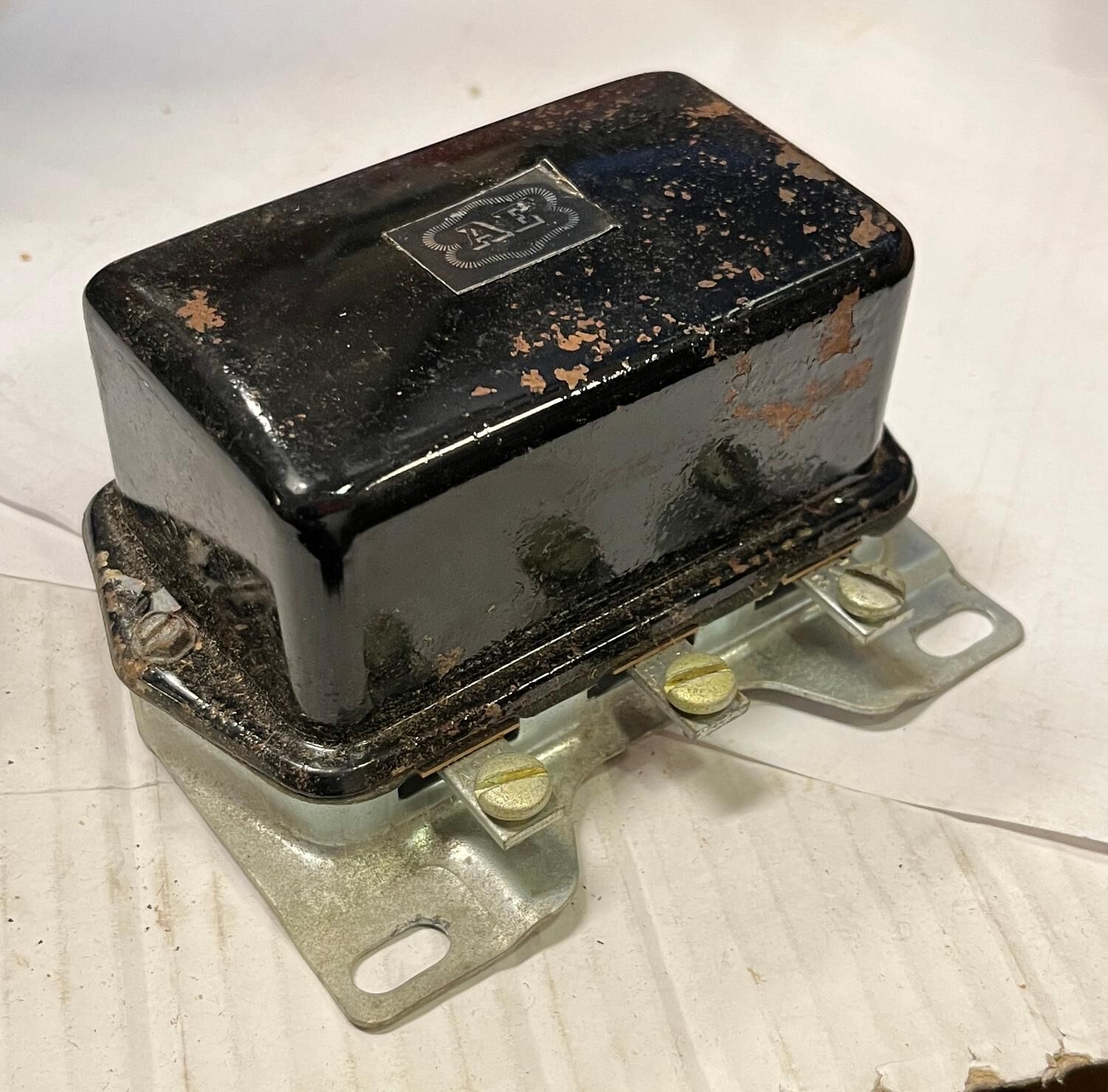 Laddningsrelä 12V neg,grd 30Amp Ford Edsel Lincoln Mercury 1956-64, Atlas F-47N