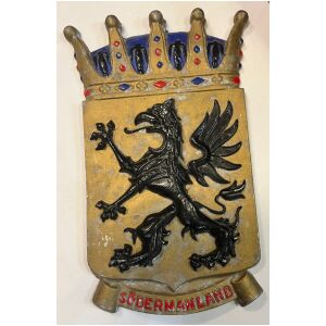 Södermanland vapensköld landskapssköld gjutmetall  ca 23x14cm