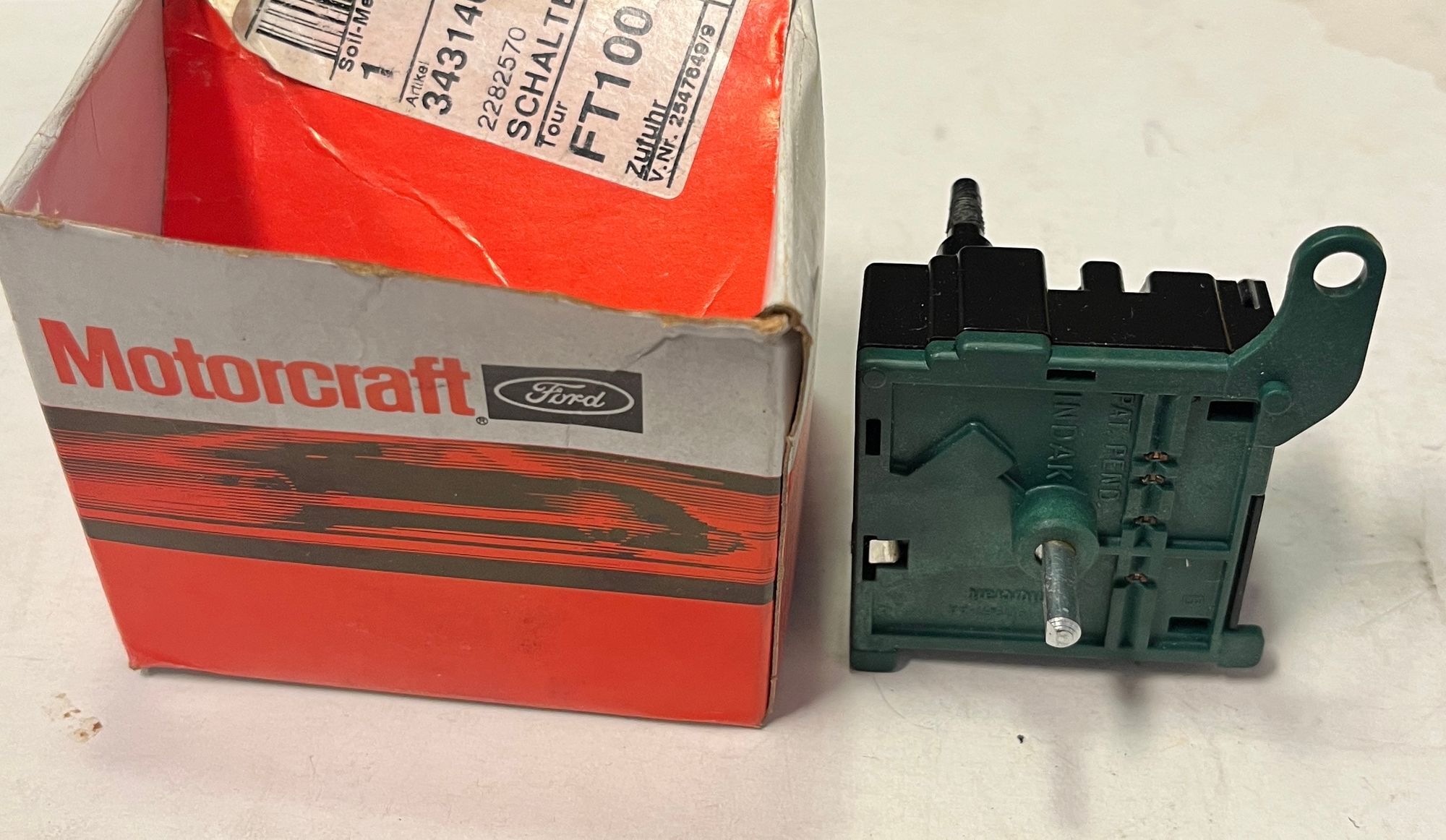 Fläktrelä Ford E150-E550 1997-2026 , Motorcraft 3431468 NOS
