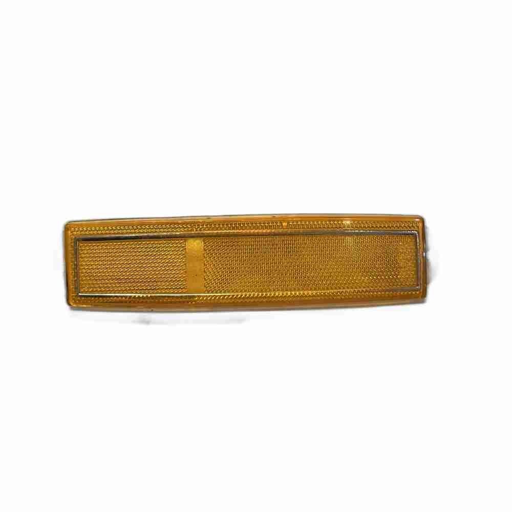 Parkeringsljus höger fram Olds 98 Delta 88 Luxury Regency 1978-1979, GM 5967656