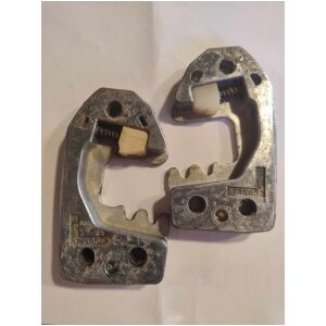 DÖRRLÅS DELEN PÅ A-STOLPEN  "STRIKER PLATES" 1963-64 GM