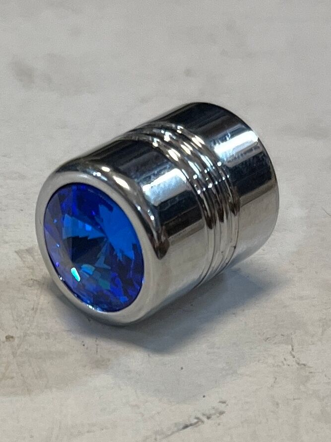 Kolvar kromade blue kristall i toppen Ventilhattar 4-stycken