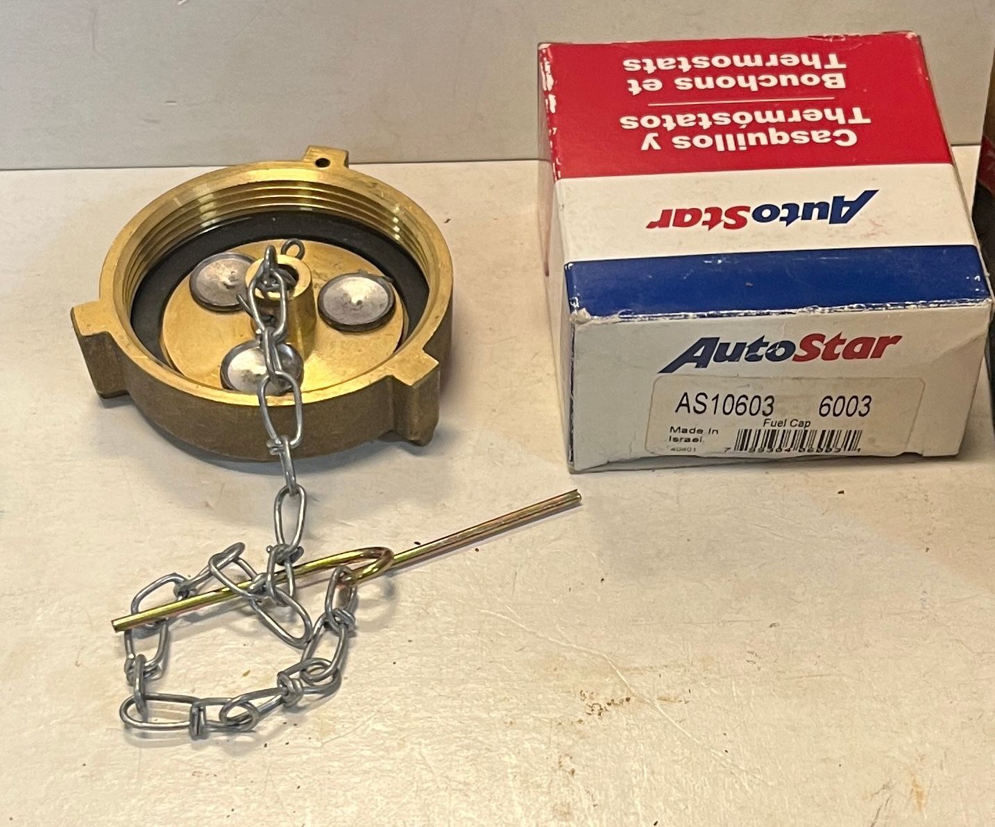 Tanklock med kedja, ej låsbart Ford traktor och lastbil 1980-1998 - Bild 2