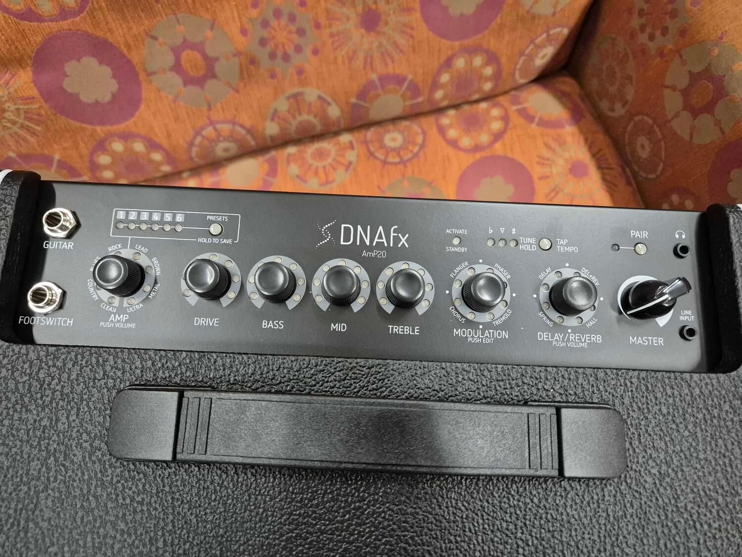 Harley Benton DNAFX AmP20 gitarrförstärkare - Bild 2