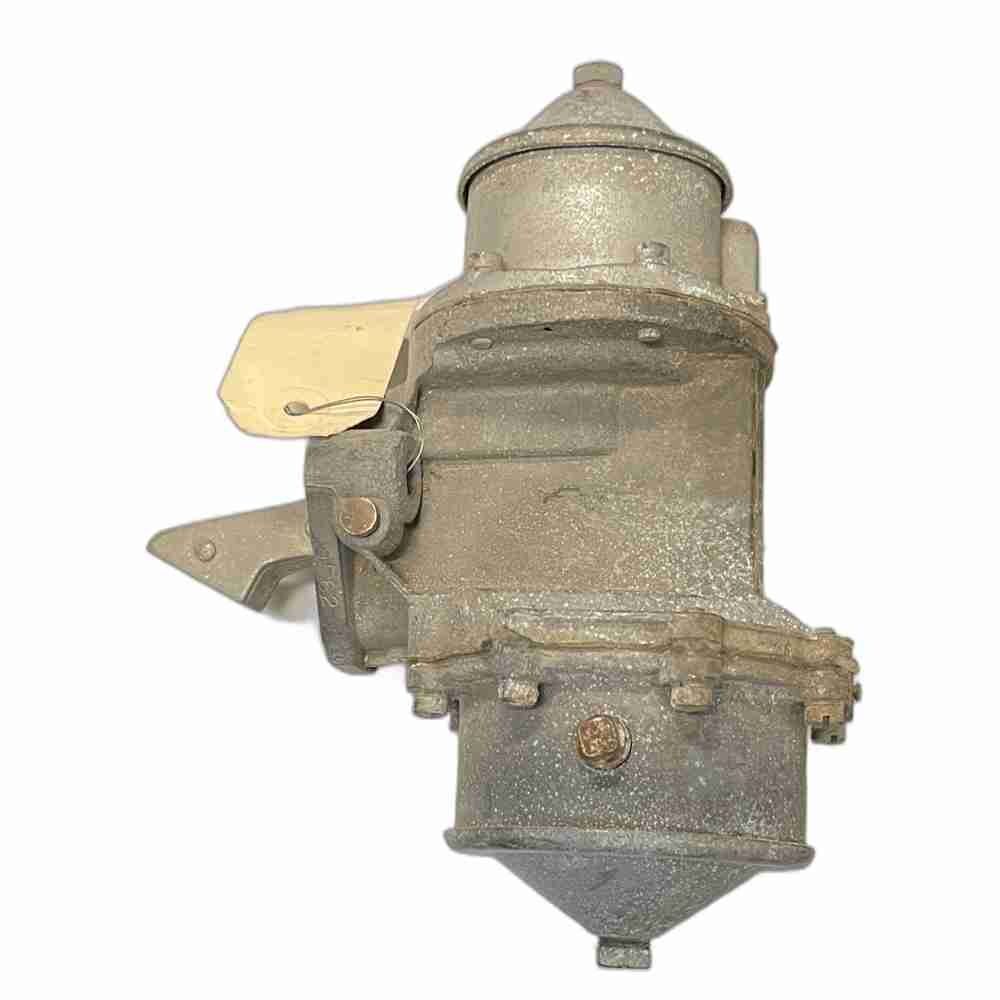 Bränslepump Jeep Willys Kaiser 4-cyl 1946-1966 med vacuum torkare OMIX 9562