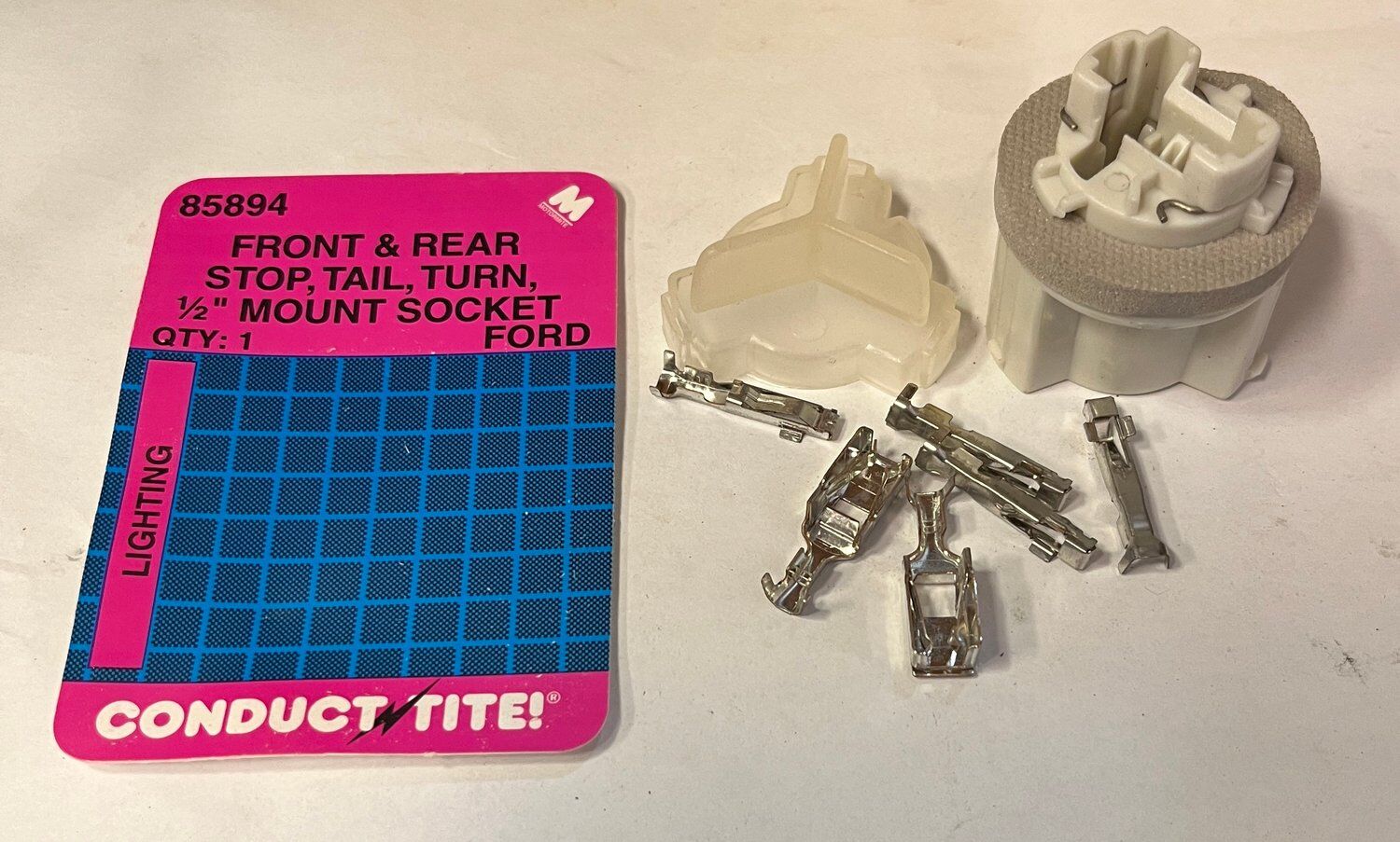 💡 Ford Lamphållare Fram/Bak: Motormite 85894 – (NOS) 💡