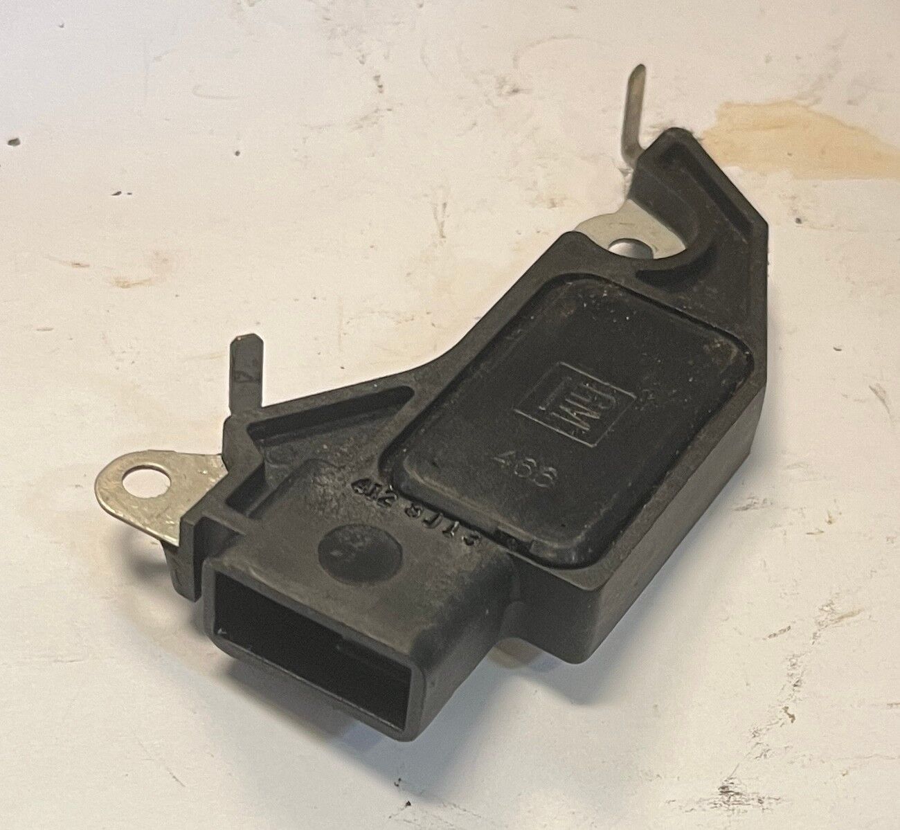 Spänningsregulator GM 1986-1997 passar CS130 & CS144