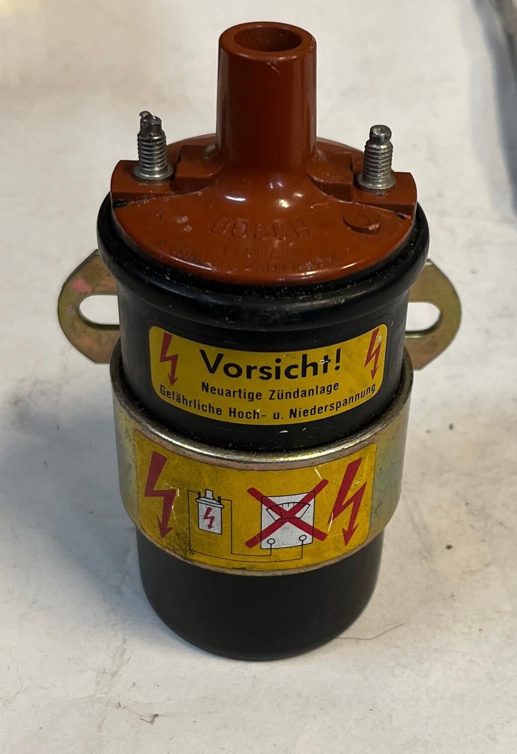Tändspole Bosch 0221121010 12V – Passar Porsche 911 & 930 1963–1986 NOS / Oanvänd