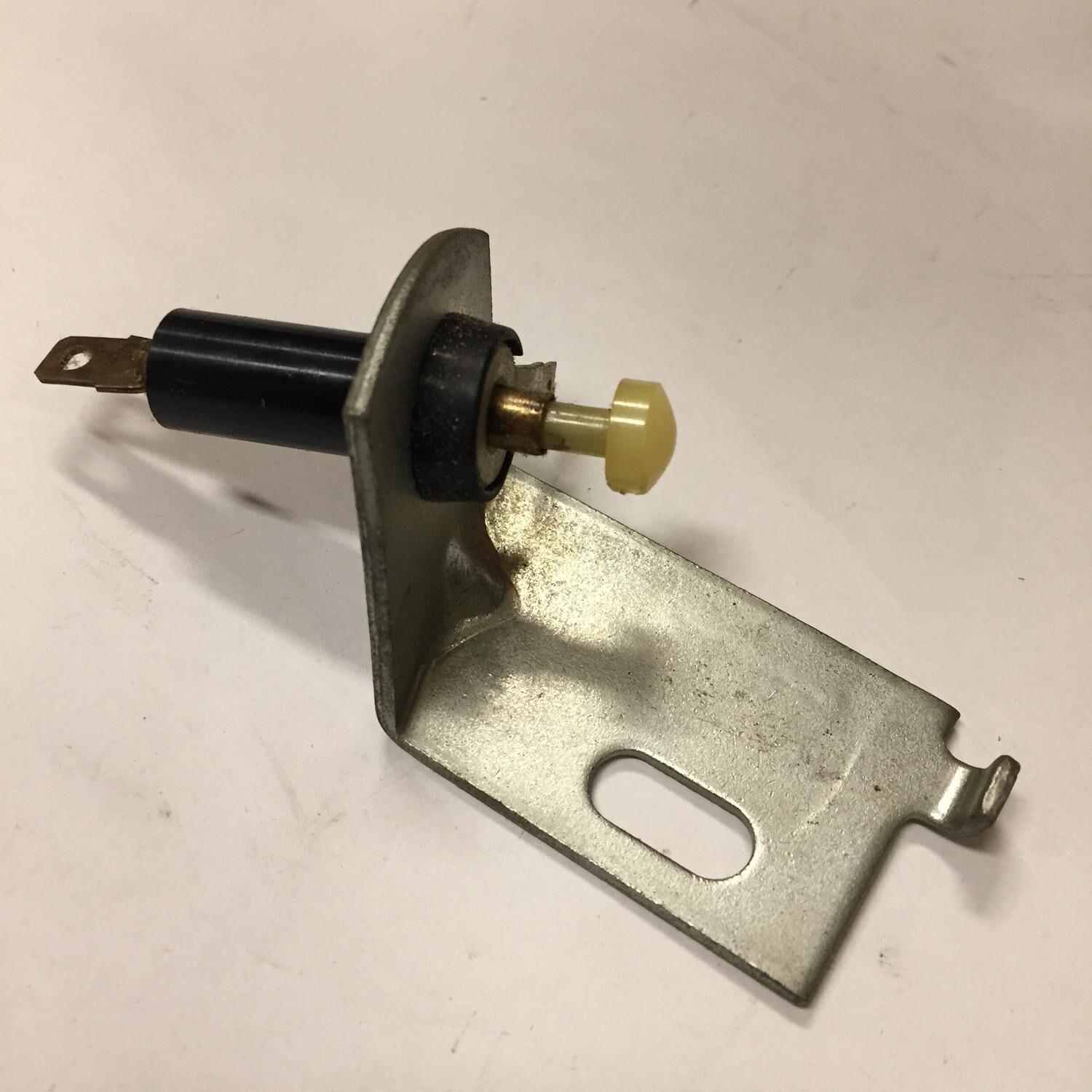 Bromsljuskontakt Mopar 1964-1966 HD-/servobromsar Perfect Preferred Parts SL-7 - Bild 2