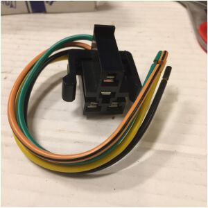 PIGTAIL  RESISTOR A/C fläktmotor Ford 1986- , 91-6881 , E7Iz-19A706-A , 28662