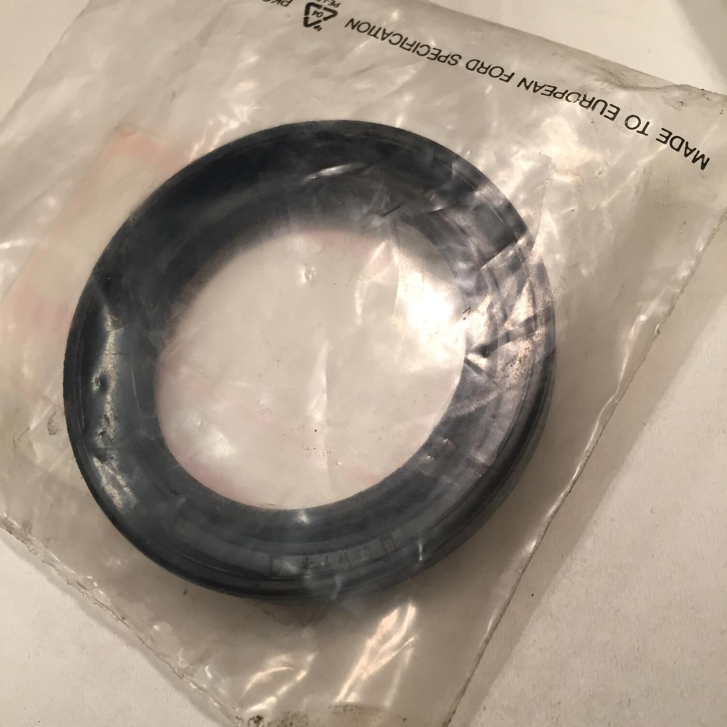 Packbox Vevaxel Fram 42x62x8 mm Ford Europa Peugeot Motorcraft 1612236