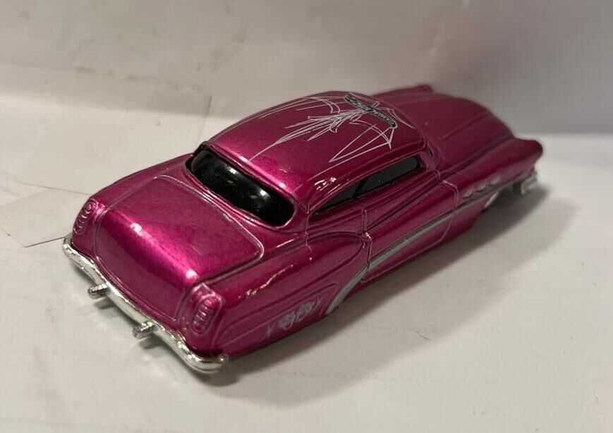 Buick Roadmaster So Fine 1951 Hot Wheels 1/64 - Bild 2