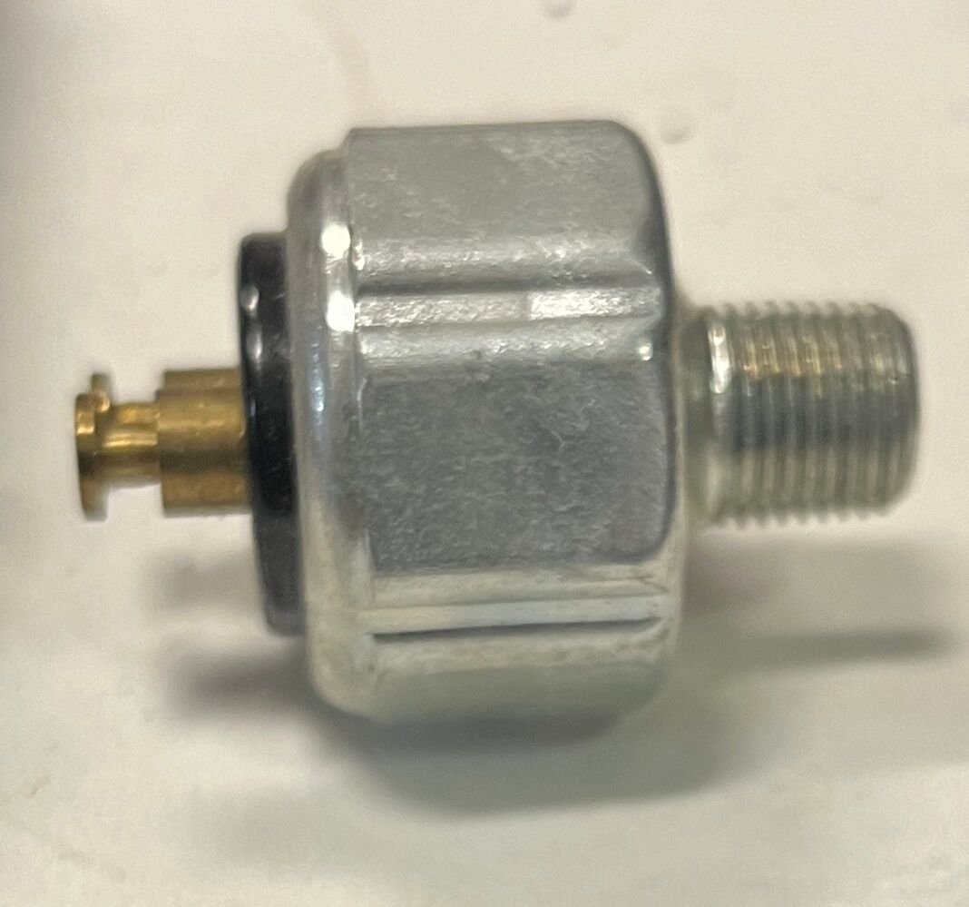 Hydraulisk bromsljuskontakt 1/8-27 NPT Buick/Jeep/Scout 1956-1980 Sorensen SW-13 - Bild 2