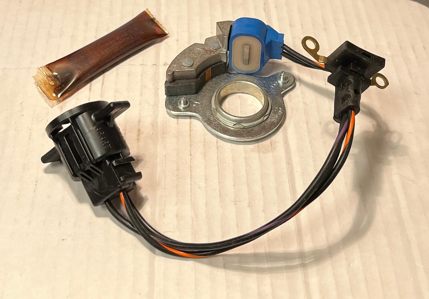 Tändspole pickup FORD JEEP 6,V8 200-460 cui 1973-91, AC DELCO 12337040 F1907Z