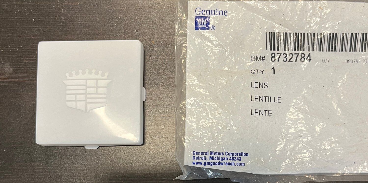 Innerbelysningsglas Cadillac 55,4x56,4x6,4mm GM 8732784 NOS