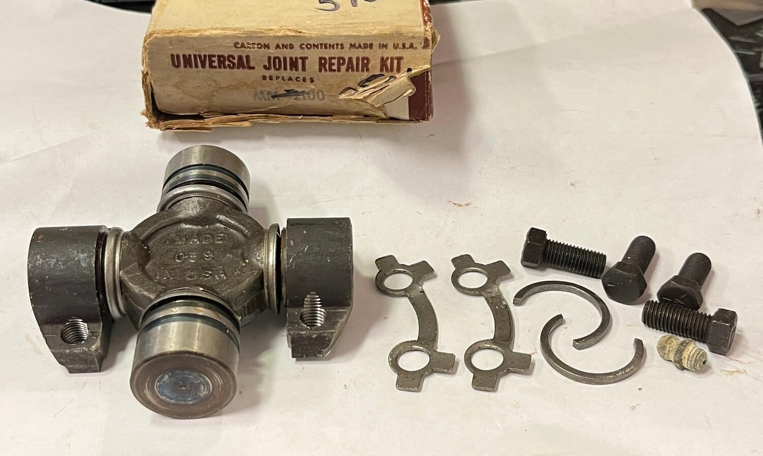 Knutkors bak med smörjkanal Pontiac Olds Ford Mercury 1941-58, PRC 508